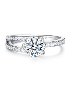 Radiant Round Diamond Ring