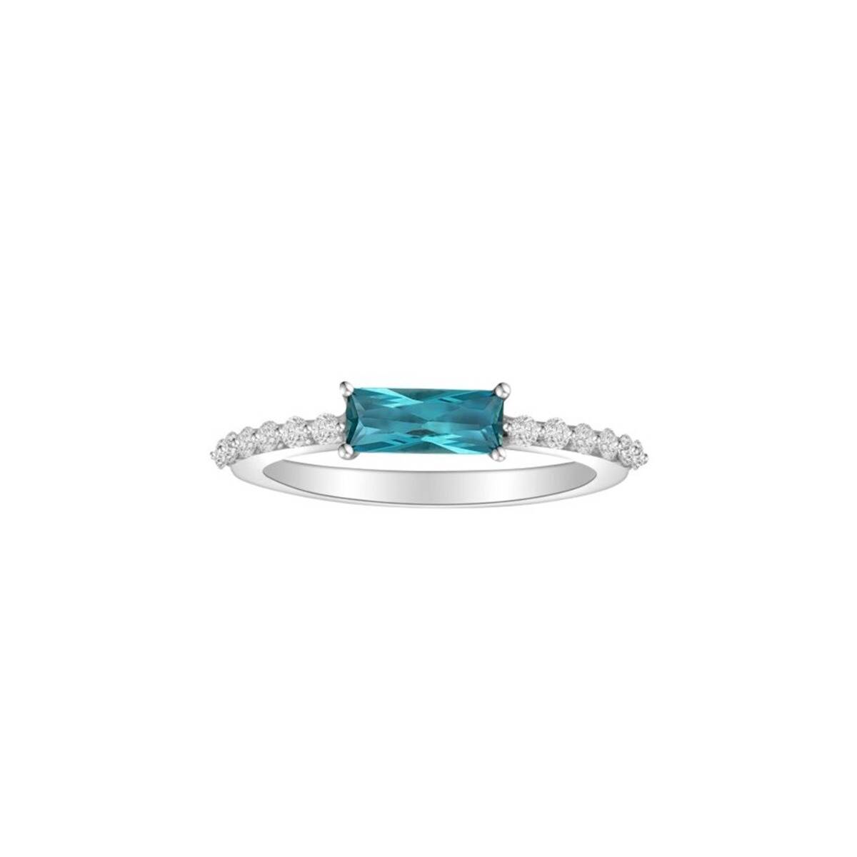 Baguette Topaz Diamond Ring