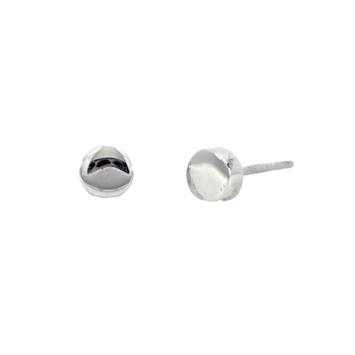White Gold Classic Earrings
