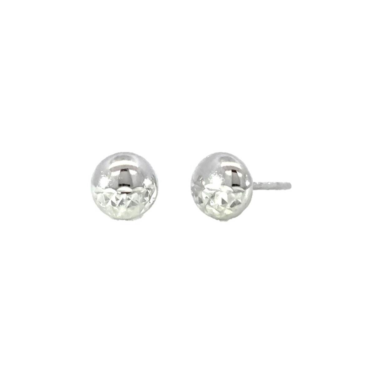 White Gold Classic Earrings