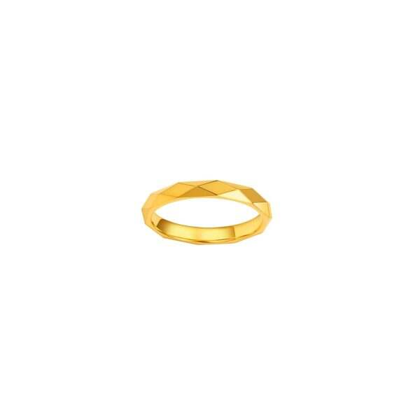 Prism Wedding Band