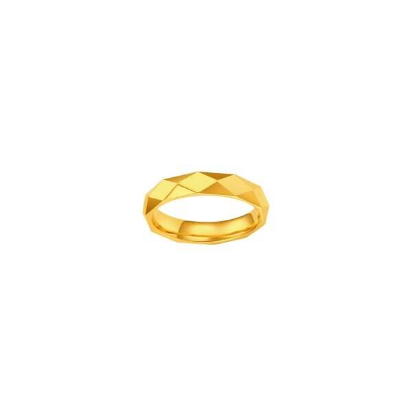 Prism Wedding Band