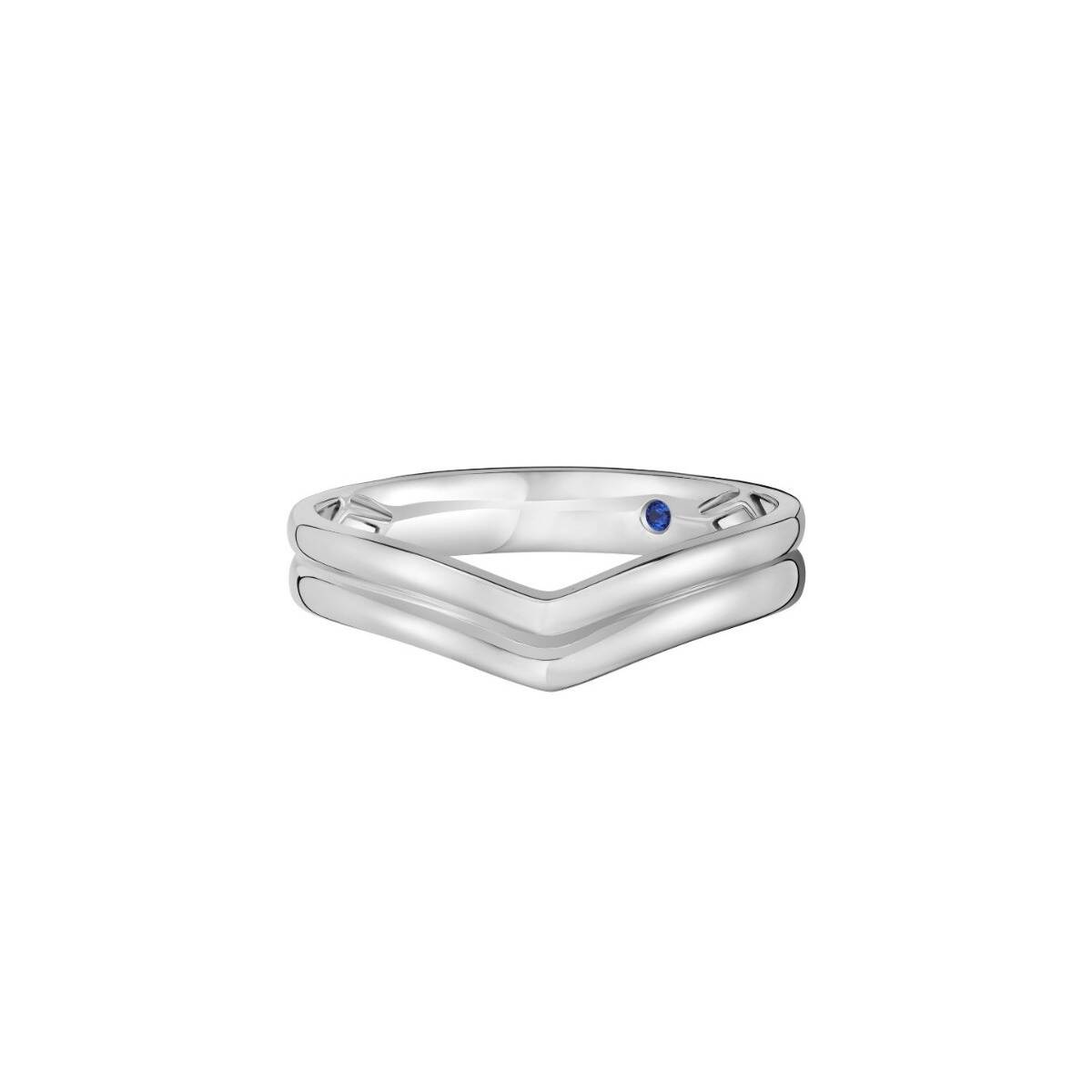 Platinum V-shaped Ring (Male)